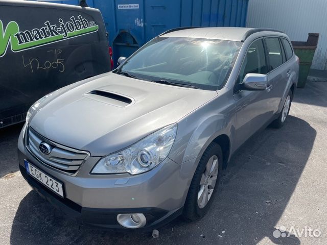 Фонарь (стоп сигнал) задний Subaru Outback (B14)