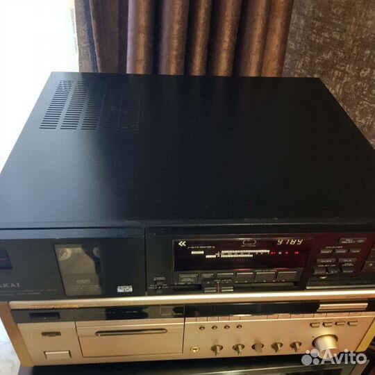 Akai gx r88