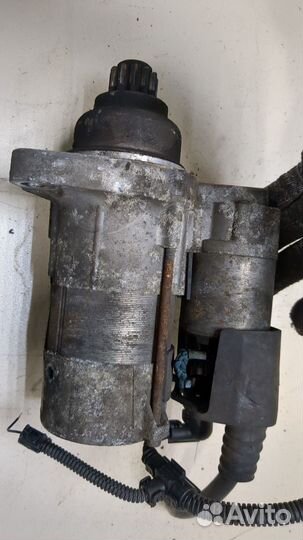 Стартер Volkswagen Golf 5