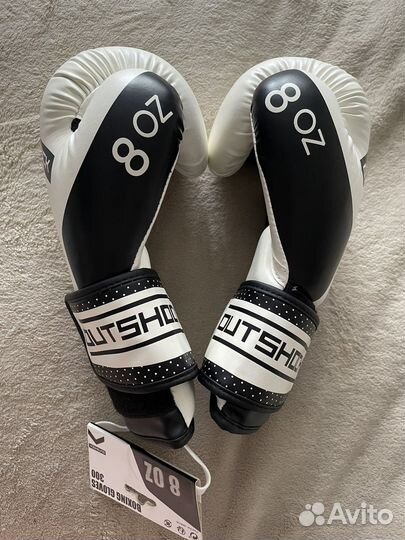 Боксерские перчатки