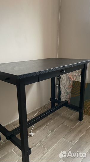 Стол IKEA