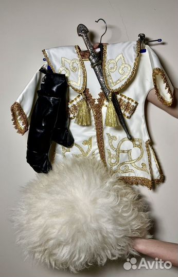 Костюм детский на выписку