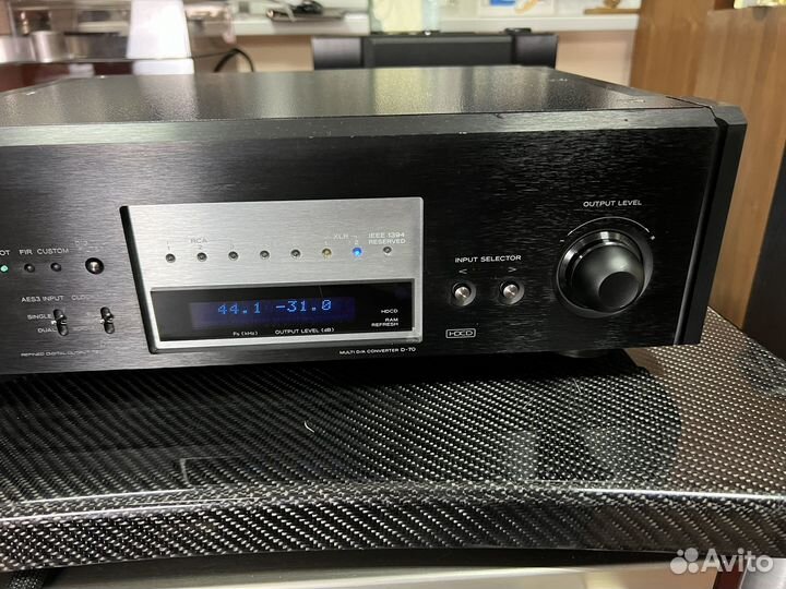 Цап Esoteric d70 + пульт