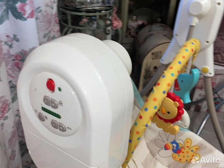 Детские электронные качели Fisher price