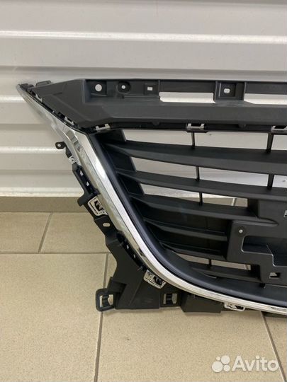 Решетка радиатора Mazda Mazda 3 / Axela BM P5 / PE