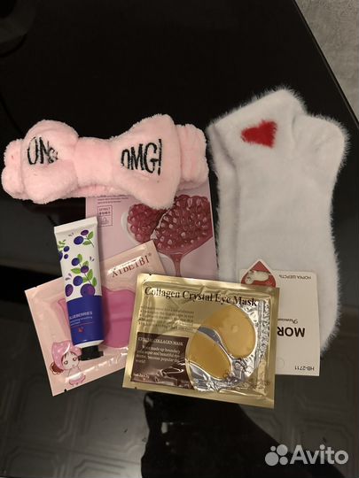 Символический подарок на 8 марта