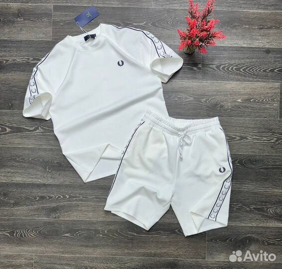 Летний костюм Fred Perry