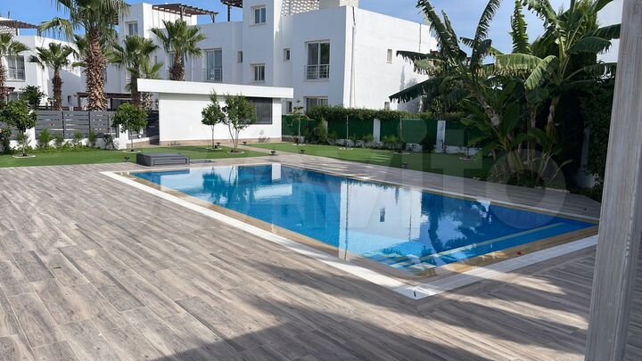 Дом 210 м² на участке 6 м² (Кипр)