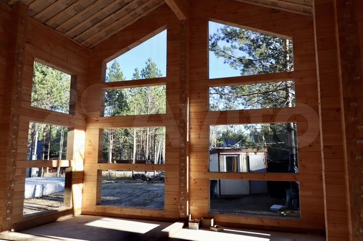 Коттедж 198,6 м² на участке 11 сот.