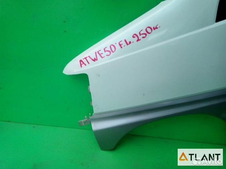 Крыло переднее левое nissan elgrand