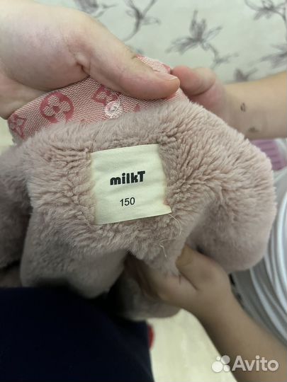 Продам куртку детскую