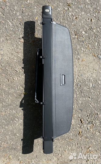 Шторка багажника Touareg 7P6867773B