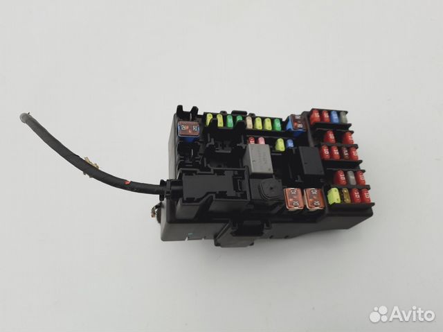 Блок предохранителей салонный Шевроле Авео Т300