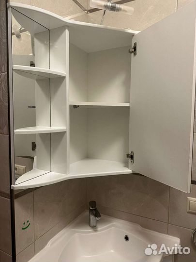 Тумба подвесная в ванную + тумба с раковиной