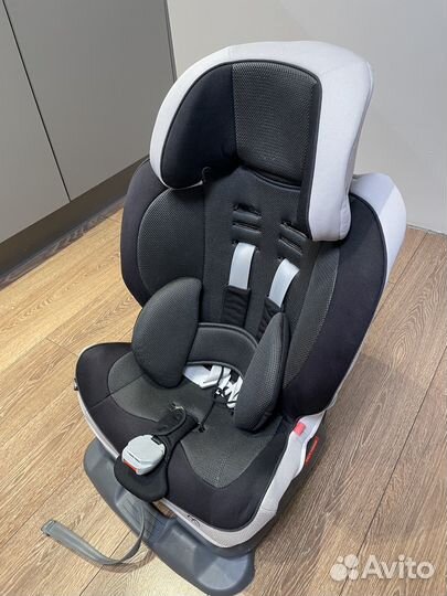 Автомобильное кресло Carmate Swing Мoon Premium