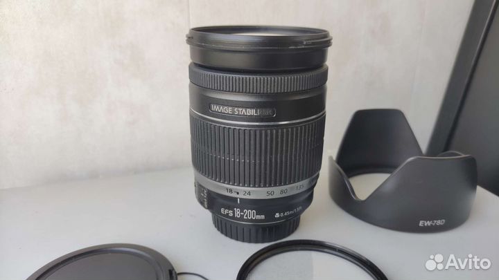 Canon EF-S 18-200mm IS в отличном состоянии