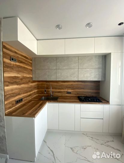 Кухни на заказ с практичными угловыми решениями