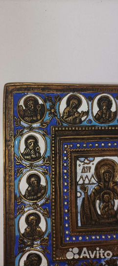 Медная икона с эмалью Богоматерь знамение