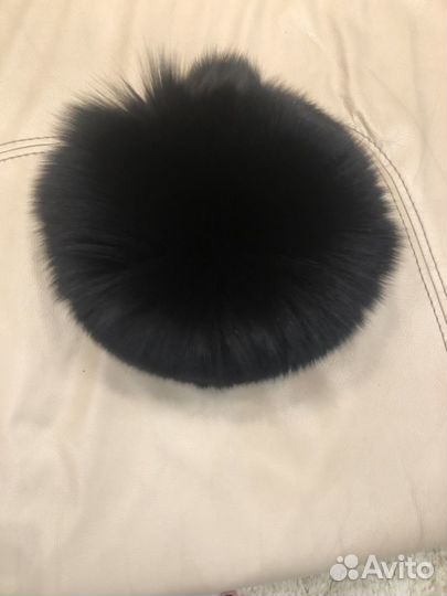 Зимняя шапка женская