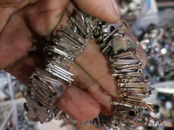 Запчасти швейных машина пмз чайка Сингер веритаз б