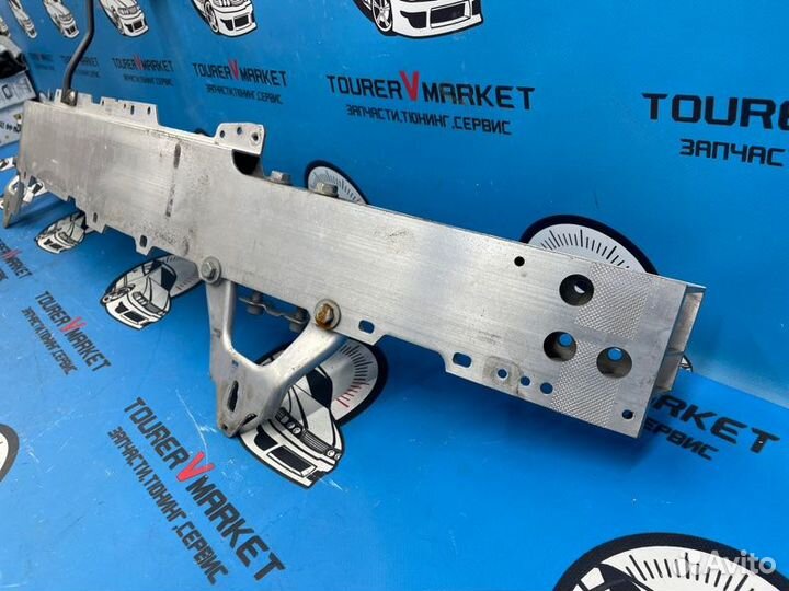 Жесткость бампера передний Mercedes-Benz C-Class