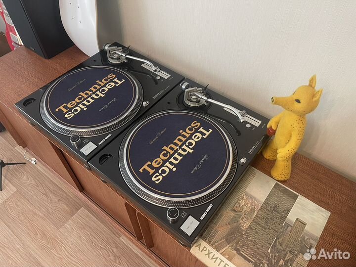 Виниловый проигрыватель Technics sl-1200mk3d