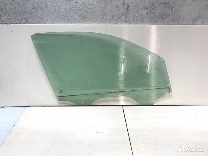 Стекло двери переднее правое Volkswagen Tiguan 2