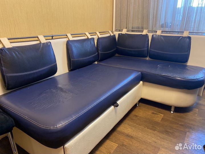 Кухонный уголок со спальным местом бу