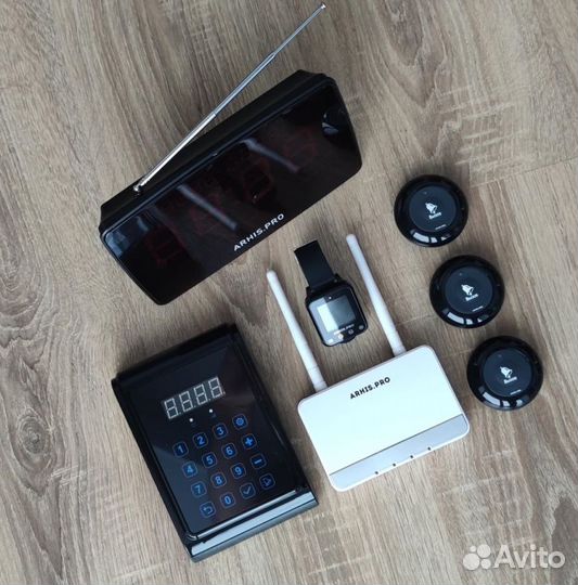 Кнопка вызова официанта,часы, табло, пульт, репите