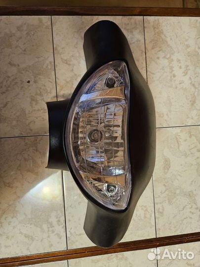 Фара на скутер Omaks