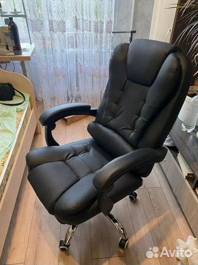 Компьютерное офисное кресло с массажем (новые)