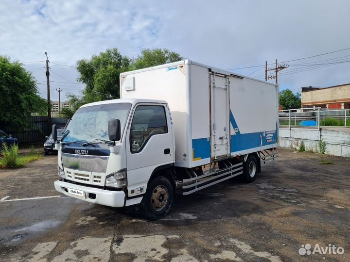 Isuzu Elf (N-series), 2005