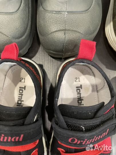 Кроссовки, кеды, резиновые сапоги 20,21,22размер