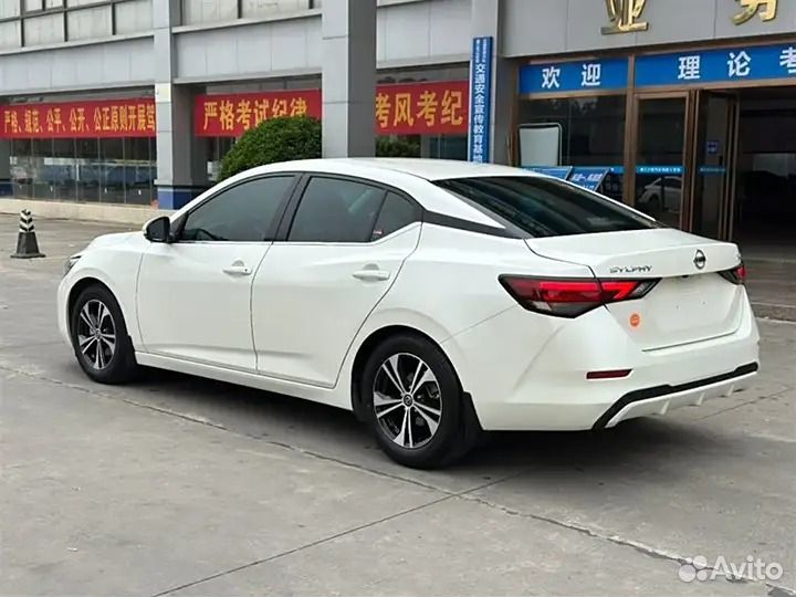 Nissan Sylphy (China) 1.6 CVT, 2021, 39 000 км