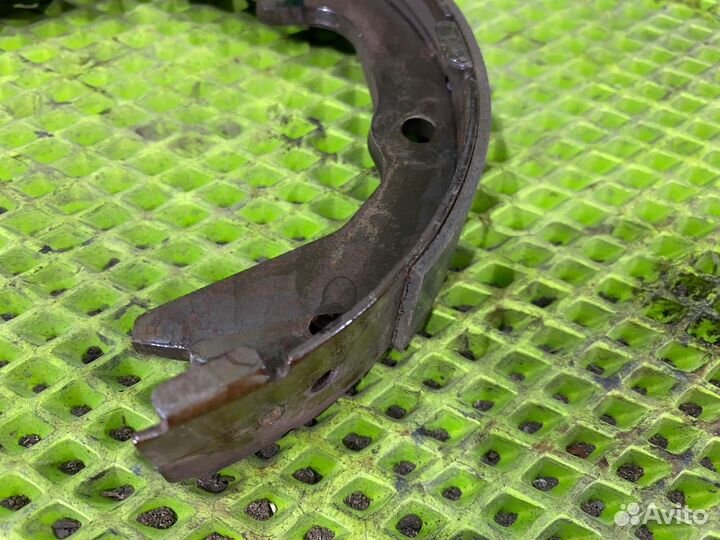 Тормозной механизм Mitsubishi Airtrek