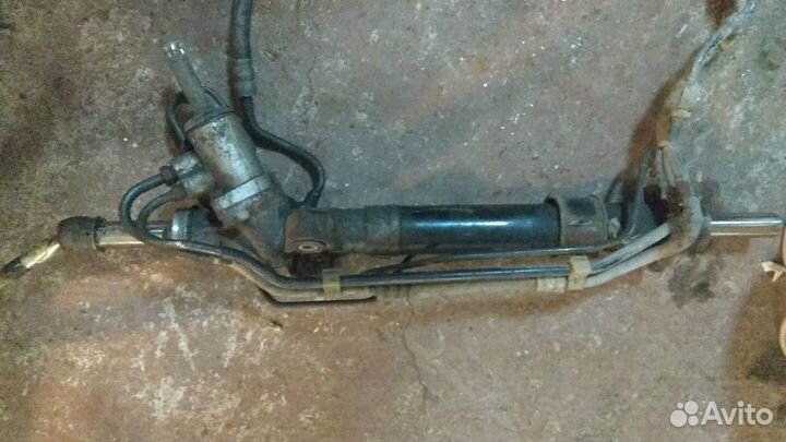 Subaru tribeca 2005 г.в.Рулевая рейка