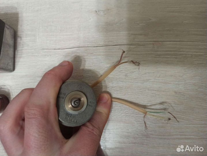 Конденсатор мбгч-1