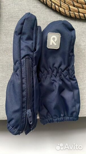 Демисезонные варежки reima 0