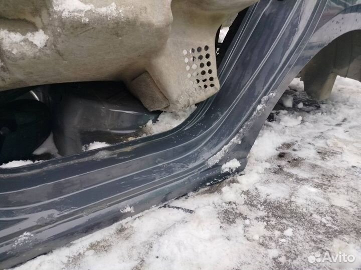 Порог левый volkswagen polo седан 2011