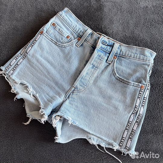 Шорты levis w24