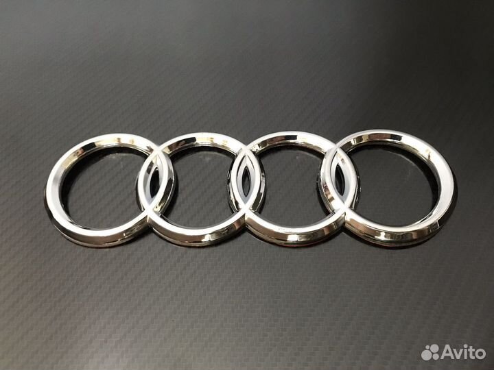 Эмблема на багажник Audi хром пластик