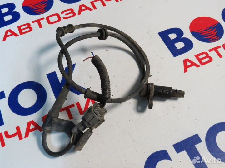 Датчик abs Зад Право nissan cefiro A33, PA33