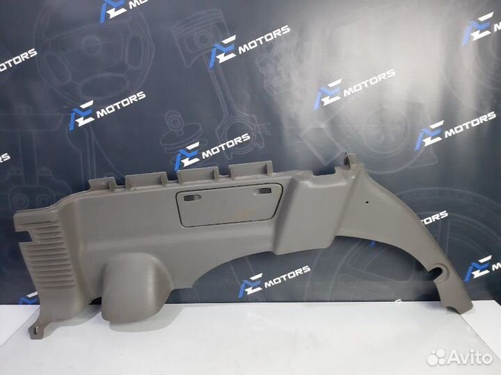 Обшивка багажника левая Chevrolet Trailblazer