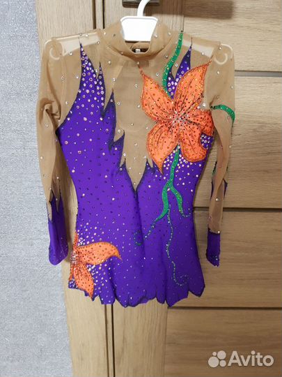 Купальник для художественной гимнастики