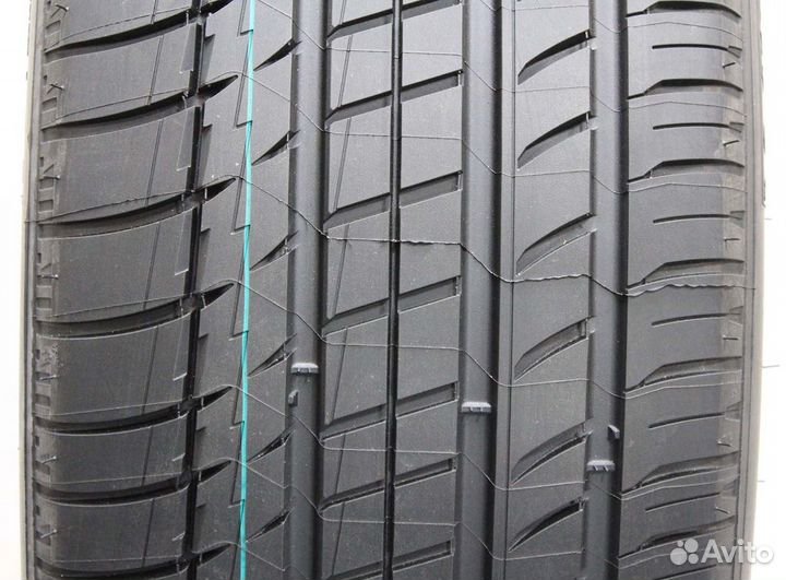 Michelin Latitude Sport 3 255/45 R20 и 285/40 R20 108Y