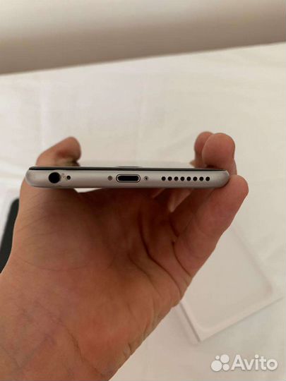 Телефон iPhone 6s plus
