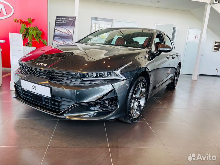 Kia K5 2.5 AT, 2023