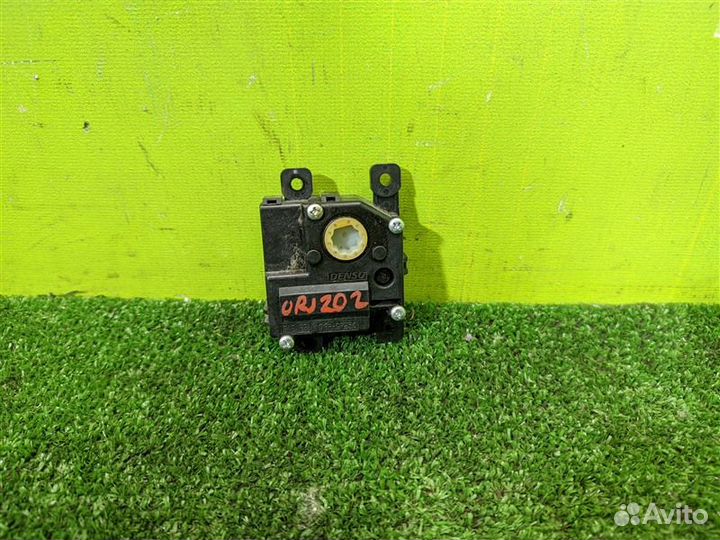 Сервопривод заслонок печки Toyota Land Cruiser