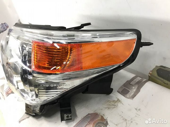 Фара передняя левая Toyota Land Cruiser 200 I rest