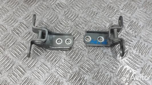 Петля двери задней левой toyota corolla verso 2 (H